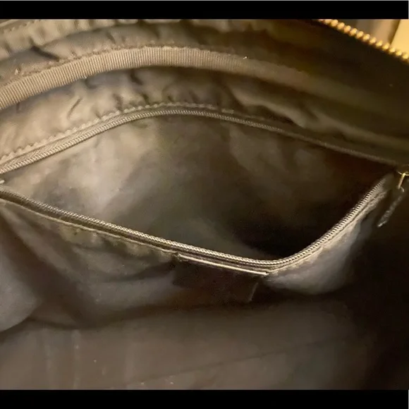 💯Authentic Gucci - Picture 5 of 16